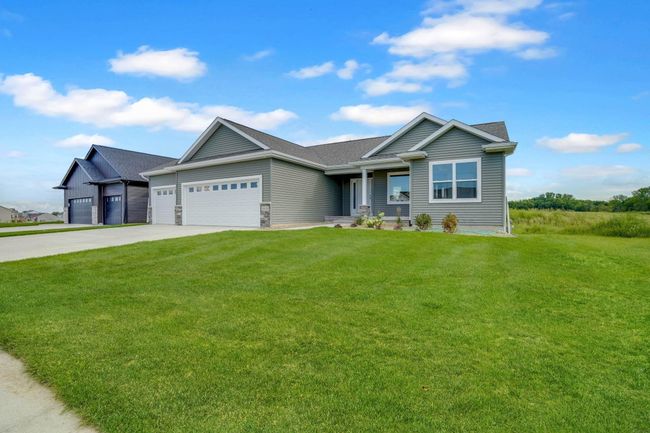 2832 Autumn Woods Dr, House other with 4 bedrooms, 3 bathrooms and null parking in Cedar Falls IA | Image 46