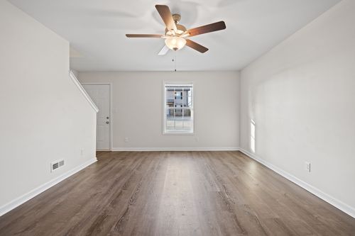 apt-d-3277 Tower Dr, Clarksville, TN, 37042-7206 | Card Image