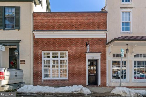 29 Culpeper St, WARRENTON, VA, 20186-3319 | Card Image