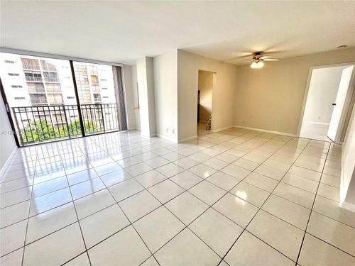 apt-607-16909 N Bay Rd, Sunny Isles Beach, FL, 33160-4225 | Card Image