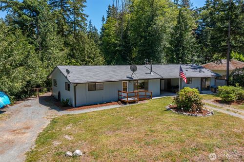 4554 Siesta Pl, Oak Harbor, WA, 98277-7925 | Card Image