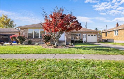 74 Pacecrest Ct, West Seneca, NY, 14224-3838 | Card Image