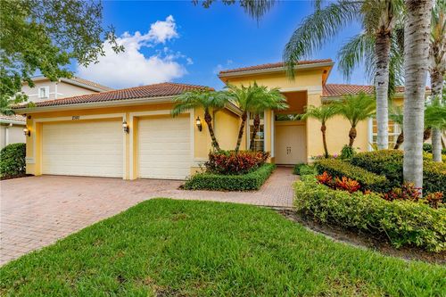 2380 Little Eagle Ln, Vero Beach, FL, 32962-8603 | Card Image