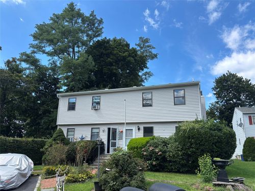 3B Park Manor Court, Glen Cove, NY, 11542 | Card Image