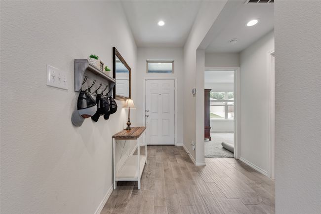 210 High Point Way, House other with 4 bedrooms, 2 bathrooms and null parking in Justin TX | Image 5