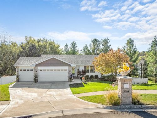 2099 Charnwood Ct, Machesney Park, IL, 61115-7630 | Card Image