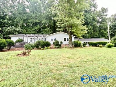 172 Day Drive, House other with 3 bedrooms, 2 bathrooms and null parking in Brownsboro AL | Image 1