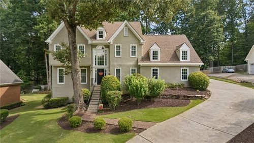 801 Bedford Oaks Dr, Marietta, GA, 30068-4446 | Card Image