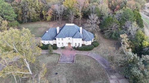 1200 Sand Ridge Bargerton Rd, Lexington, TN, 38351-3823 | Card Image