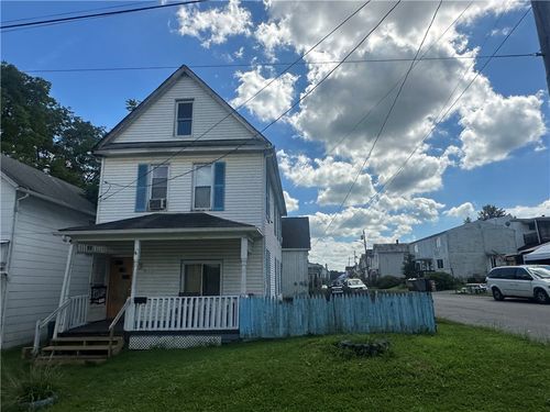 211 American Ave, Butler, PA, 16001-5503 | Card Image