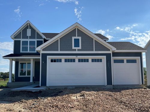 717 Longmeadow Ln, Waconia, MN, 55387-5521 | Card Image