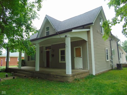 225 Market St, Thorntown, IN, 46071-1229 | Card Image
