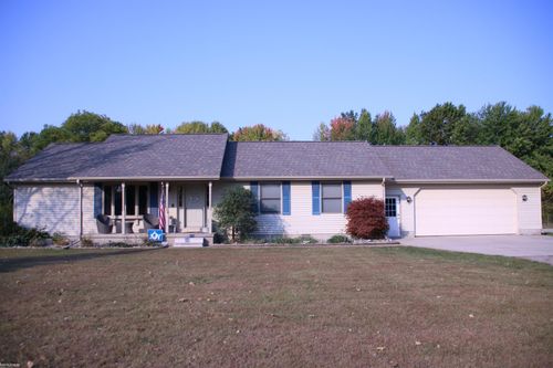 317 N 1st St, Chesaning, MI, 48616-1042 | Card Image