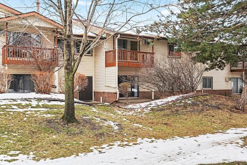 apt-101-4004 Foss Rd, Saint Anthony, MN, 55421-4590 | Card Image