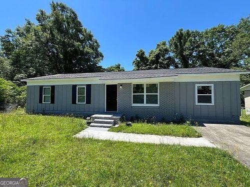 2844 Shamrock Ln, Macon, GA, 31206-8228 | Card Image
