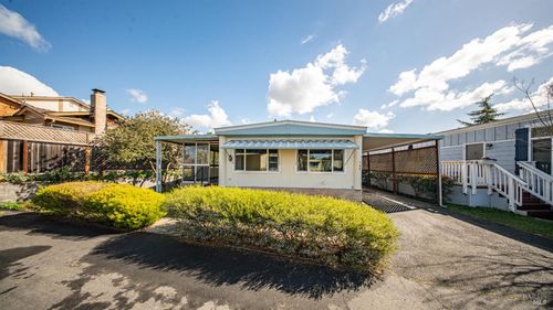 148 Oakwood Dr, Petaluma, CA, 94954-1551 | Card Image