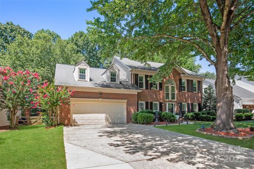 8906 Glade Ct, Huntersville, NC, 28078-5137 | Card Image