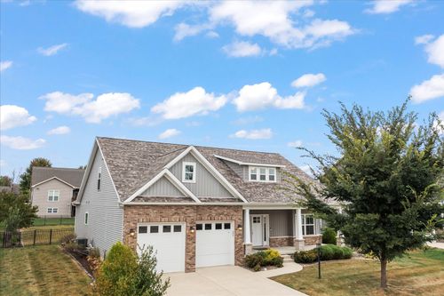 1616 Kassen Ave, Mahomet, IL, 61853-7438 | Card Image