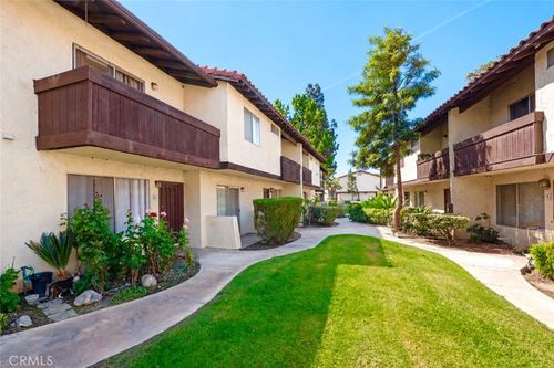 45-1077 S Santo Antonio Dr, Colton, CA, 92324 | Card Image
