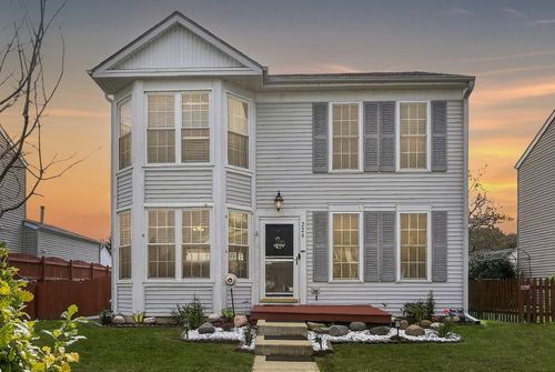 224 Presidential Blvd, Oswego, IL, 60543-7405 | Card Image