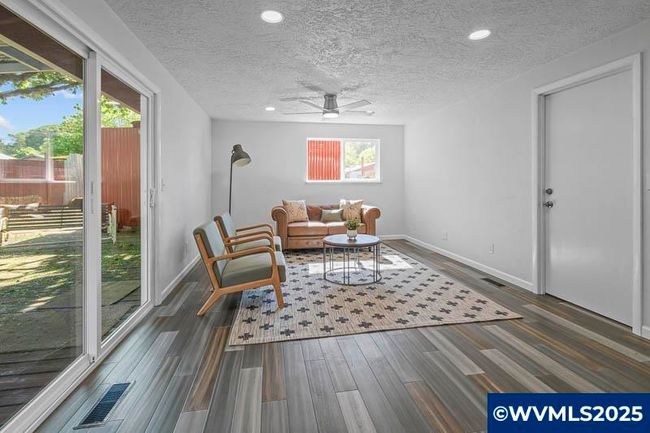 611 Ne Bockes Loop, House other with 3 bedrooms, 2 bathrooms and null parking in Sheridan OR | Image 28