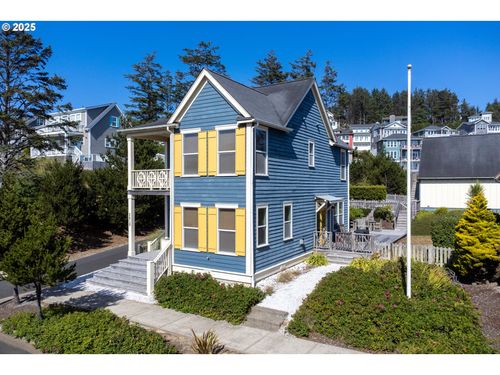 2518 Sw Anemone Ave, Lincoln City, OR, 97367-2042 | Card Image