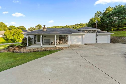 1004 Lynn Ct, Russell, KY, 41169-1731 | Card Image