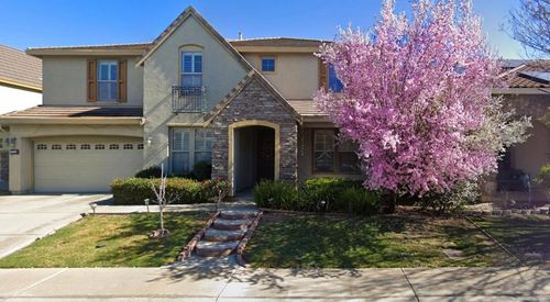 10022 Spring View Way, Elk Grove, CA, 95757-3304 | Card Image