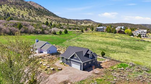 174 S Pine Valley Dr, Pine Valley, UT, 84781 | Card Image