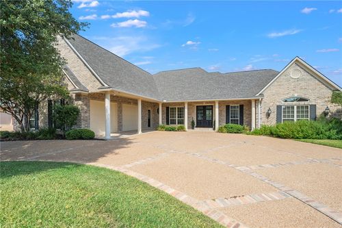 5111 Sycamore Hills Dr, College Station, TX, 77845-4464 | Card Image