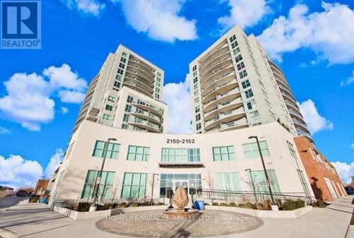 105-2152 Lawrence Ave E, Scarborough, ON, M1R0B5 | Card Image