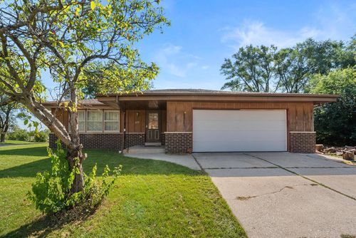 6172 N 116th Street, Milwaukee, WI, 53225 | Card Image