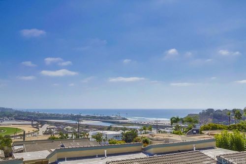 823 Sea Turf Cir, Solana Beach, CA, 92075-2391 | Card Image