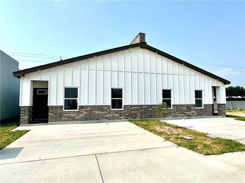 1604 W B St, Mission, TX, 78572-0075 | Card Image