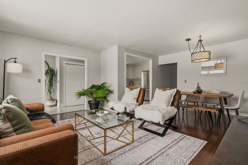 777 Hillcrest Road, Pickering, ON, L1W2P5 | Card Image