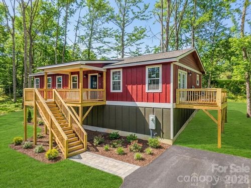 1458 Pickens Hwy, Rosman, NC, 28772-5504 | Card Image