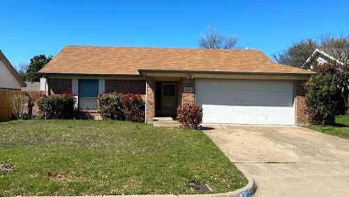 3016 Highlawn Ter, Fort Worth, TX, 76133-7230 | Card Image