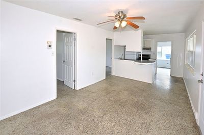 1550 5th Avenue, House other with 2 bedrooms, 1 bathrooms and null parking in Vero Beach FL | Image 3