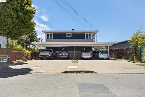 2318 Lowell Ave, Richmond, CA, 94804-1033 | Card Image