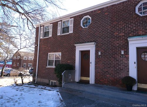 lower-131 234th Street, New York, NY, 11422 | Card Image