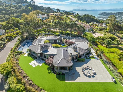 138 Gilmartin Dr, Tiburon, CA, 94920-1527 | Card Image