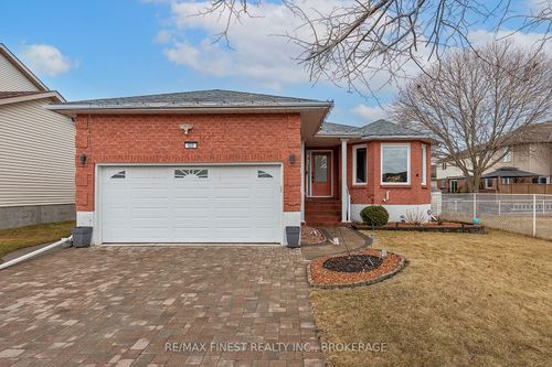 525 Citation Cres, Kingston, ON, K7M8W2 | Card Image