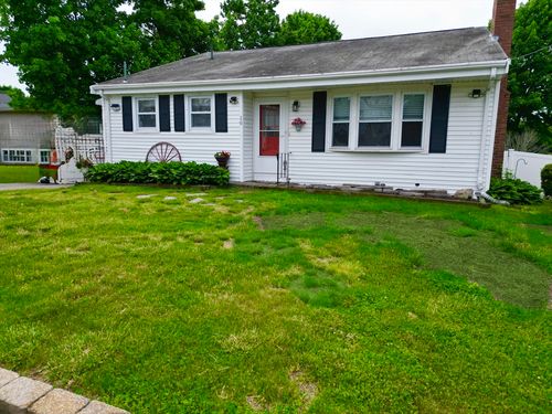 19 Atlanta St, Brockton, MA, 02302-1720 | Card Image