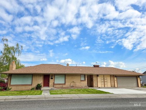 618 Highland Ave, Clarkston, WA, 99403-2757 | Card Image