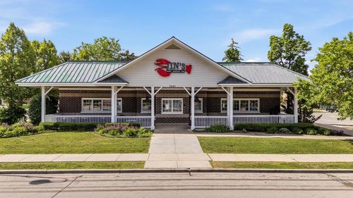 7401 W Barnard Avenue, Greenfield, WI, 53220 | Card Image
