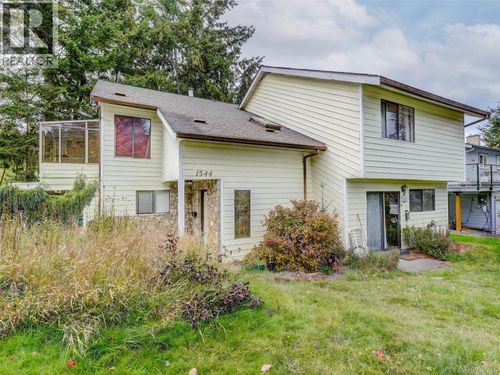 1544 Granada Cres, Victoria, BC, V8N2B8 | Card Image