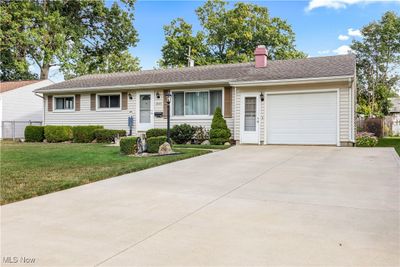 2543 Eastlawn Street, House other with 3 bedrooms, 2 bathrooms and null parking in Lorain OH | Image 2