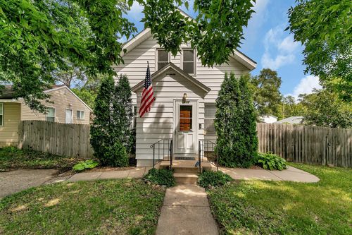 212 30th Ave N, Saint Cloud, MN, 56303-4130 | Card Image