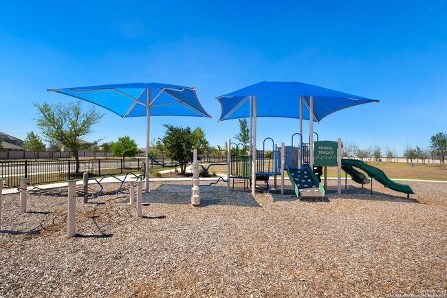 3107 Gilbert Gdn, House other with 5 bedrooms, 0 bathrooms and null parking in Converse TX | Image 33
