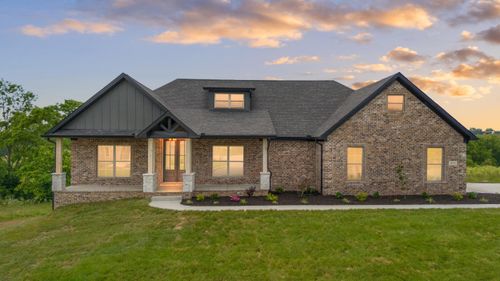 4252 Equestrian Way, Richmond, KY, 40475-8043 | Card Image